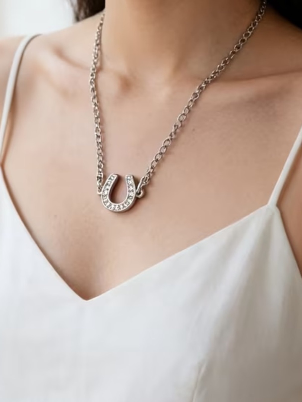 Silver Horseshoe Pendant Necklace